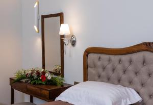 Deluxe Queen Room with Sea View