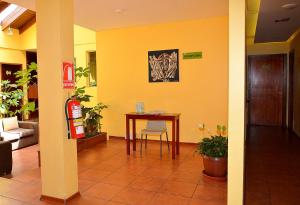 Hostal Terra 3 - BASE AÉREA