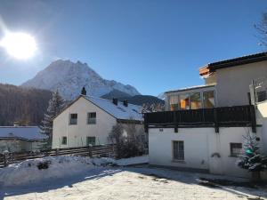 Apartament Chasa Bazzi Scuol Szwajcaria