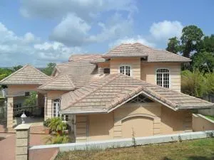 Idilio Escape - Roscommon