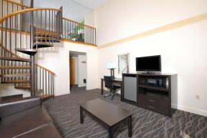 Country Cascades Waterpark Resort