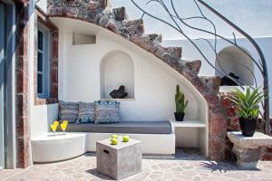 Sweet Nectar Villa with Hot Tub Santorini Greece