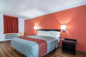 Motel 6-Marshall, TX