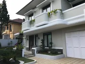 Kensington Villa - Bongkor