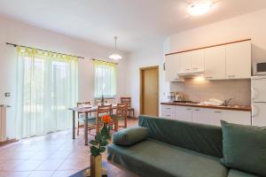 Apartments Pino