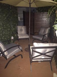 Modern 21 Apt near Midtown and Beaches