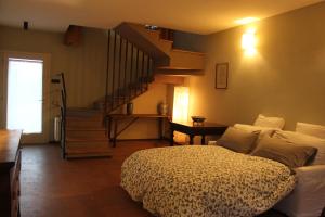 Il Fienile, casa vacanza in campagna, a 6 chilometri da Bologna centro e 1 chilometro da Bologna Fiera, con parcheggio privato e giardino privato