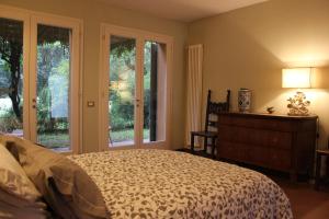 Il Fienile, casa vacanza in campagna, a 6 chilometri da Bologna centro e 1 chilometro da Bologna Fiera, con parcheggio privato e giardino privato