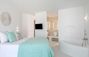 Lilly Residence-Sea View Suites, Adults Only Paros Greece