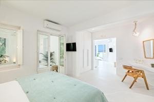 Lilly Residence-Sea View Suites, Adults Only Paros Greece