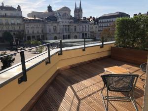 Hotels Hotel Saint-Julien : Chambre Double ou Lits Jumeaux Supérieure avec Terrasse