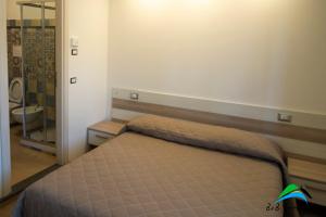 Camera Matrimoniale/Doppia con Letti Singoli con Bagno Privato