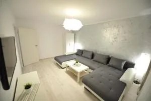 Bella-Isa Apartment Central - 锡比乌