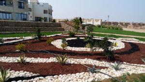 Two-Bedroom with Sea View Roof Top Chalet - Orora Village