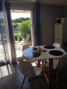 Appartements Marina village : photos des chambres