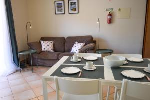 Old Village Prestige 102