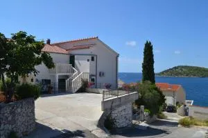 Holiday Apartments Lučić - Feels like Home, away from Home - 拉扎尼