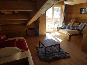 Hotels Hotel & Restaurant Les Escondus : photos des chambres