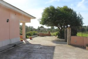 VILLA FIOR DOLEANDRO