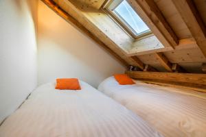 Chalets Les Edelweiss Mont-Blanc : photos des chambres