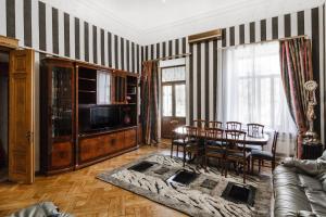 Appartement Luxury three-storey apartment of the 19th century Odessa Ukraine