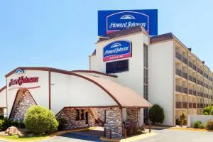 Howard Johnson by Wyndham Arlington Ballpark / Six Flags - Сидар-Хилл