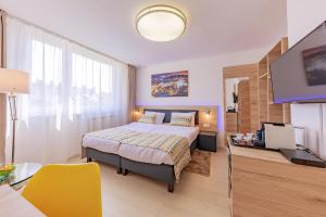 Standard double/twin room room in Christina Residence