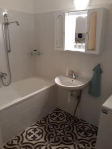 Eszterlánc Apartman Eger