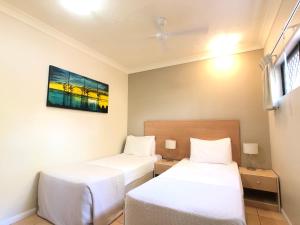 City Plaza Apartments