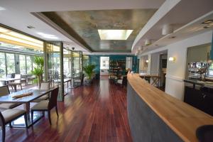 Hotels Hotel Restaurant La Villa Arena : photos des chambres