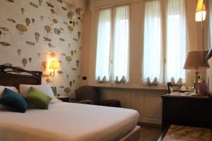 Double Room room in Hotel Continental Genova
