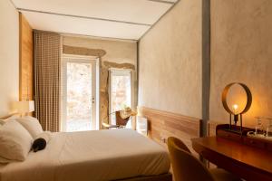 Romantic - Garden of Camellias