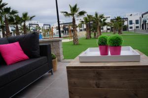 OASIS BEACH LA ZENIA BOULEVARD gelijkvloers