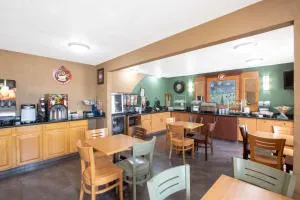 康瑟尔布拉夫斯阿美瑞辛酒店 - 康瑟尔布拉夫斯