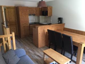 Appartements Duplex Familial a Vars, Chalets des Rennes : photos des chambres