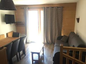 Appartements Duplex Familial a Vars, Chalets des Rennes : photos des chambres