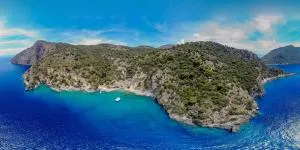 The Private Bays & Islands Of Turkey - Kınalı