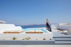 Villa with Infinity Heated Private Pool