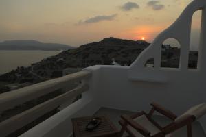 Theasis Luxury Suites Schoinoussa-Island Greece