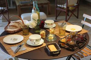 B&B / Chambres d'hotes Le Clos des Pierres Dorees : photos des chambres
