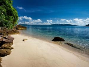 Koh Krabey Island, Ream Commune, 18000, Cambodia.