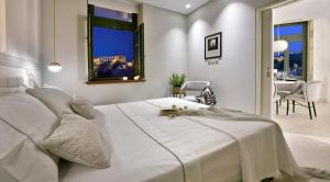 Thissio Luxury Residence with Panoramic Acropolis View   room in Thission Luxury Homes & SPA by K&K