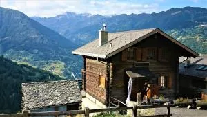 Chalet "Chez Claudine et Charles" - Eison