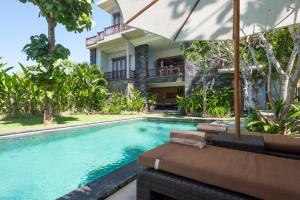 Phòng Giường Đôi Có Sân Hiên (Double Room with Terrace)