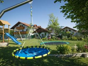 Ferienhof "Schoppa-Haisl"