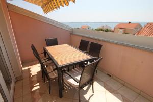 3 stern appartement Apartments by the sea Mandre, Pag - 6507 Kolan Kroatien