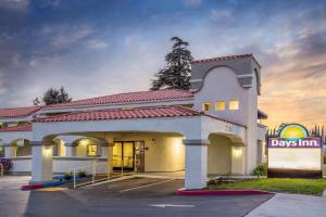 Days Inn by Wyndham Banning CasinoOutlet Mall