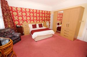 Denewood Hotel