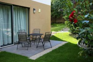 Townhouse on Budapest border