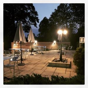 Hotels Logis Le Relais de la Voie Sacree : photos des chambres